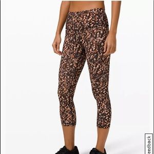 Wunder Train High-Rise Crop 21”